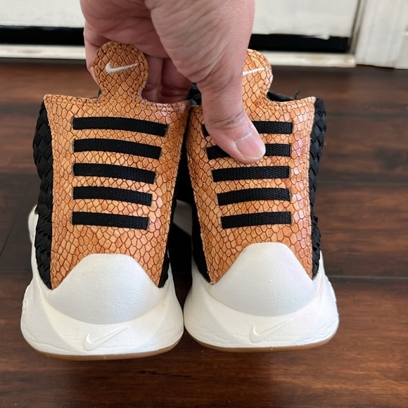 Nike Air Woven Boot Sneaker Lace Up Black Dark Russet 924463-002 Men's S… - Picture 9 of 12